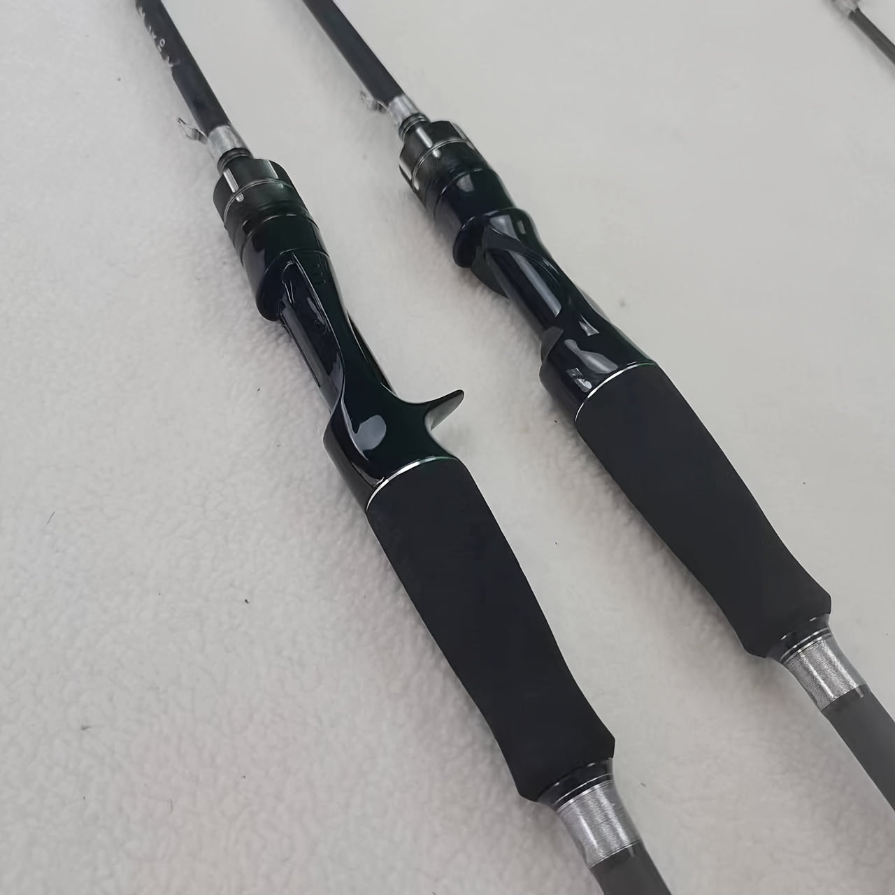Black Warrior Carbon Fiber Fishing Rods: M-Grade, 1.8M/5.91Ft, 2.1M/6.89Ft, 2.4M/7.87Ft, Two-Section, Fast Action, Ultra-Light Power, Suitable for All Ages, Ideal for Spinning Fishing Techniques